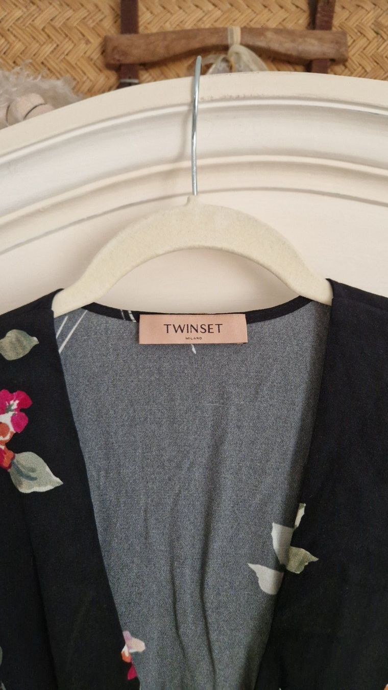 Lotti di vestiti: Twinset Damen 2-Teiler Langarmbluse/Hose – Usato da Rütihof venduto da SonneMondSterne1985 3