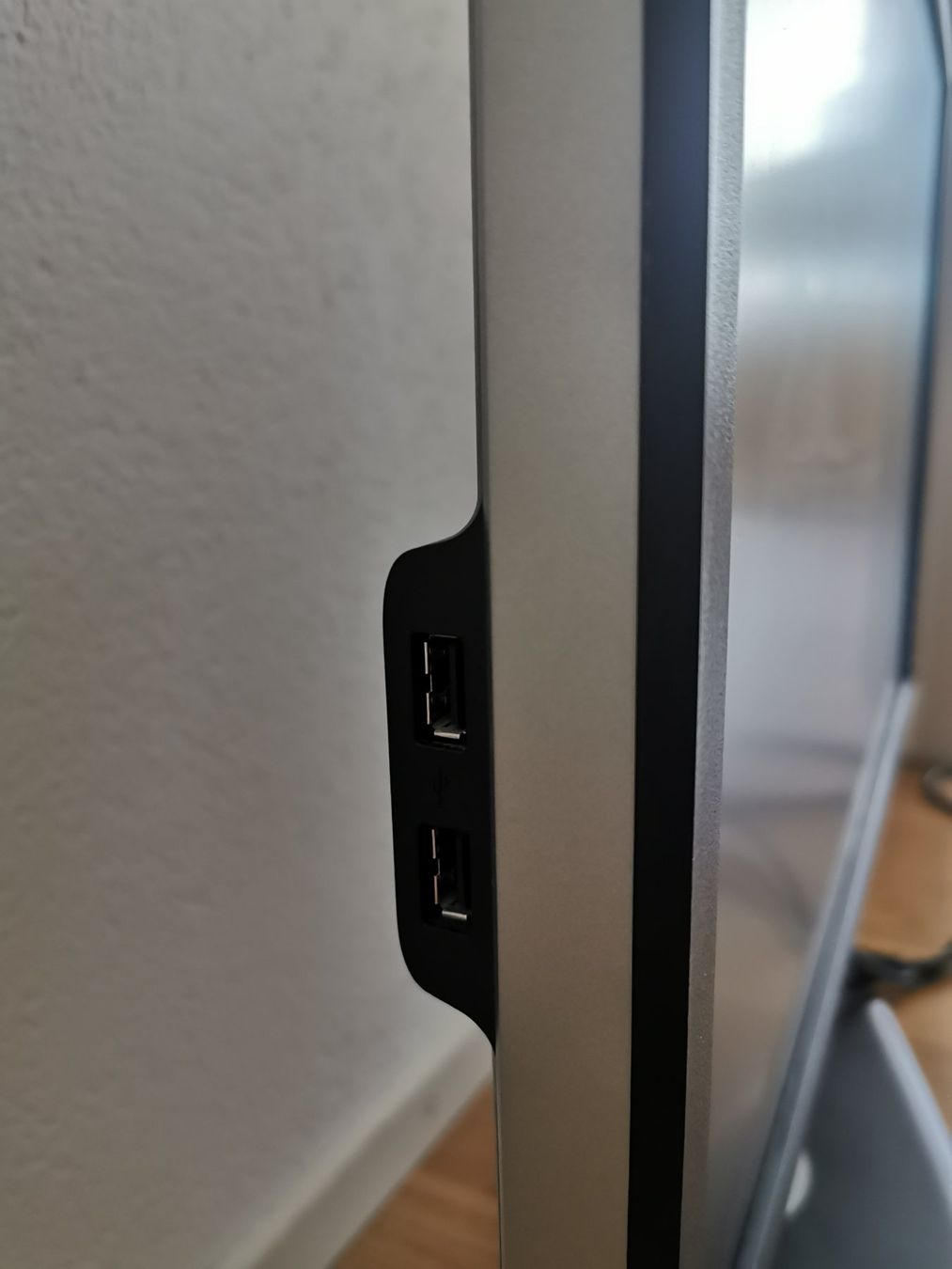 Dell Monitor: Bildschirm Dell UltraSharp U2412M – Usato da Zürich venduto da Aquamarin24 3