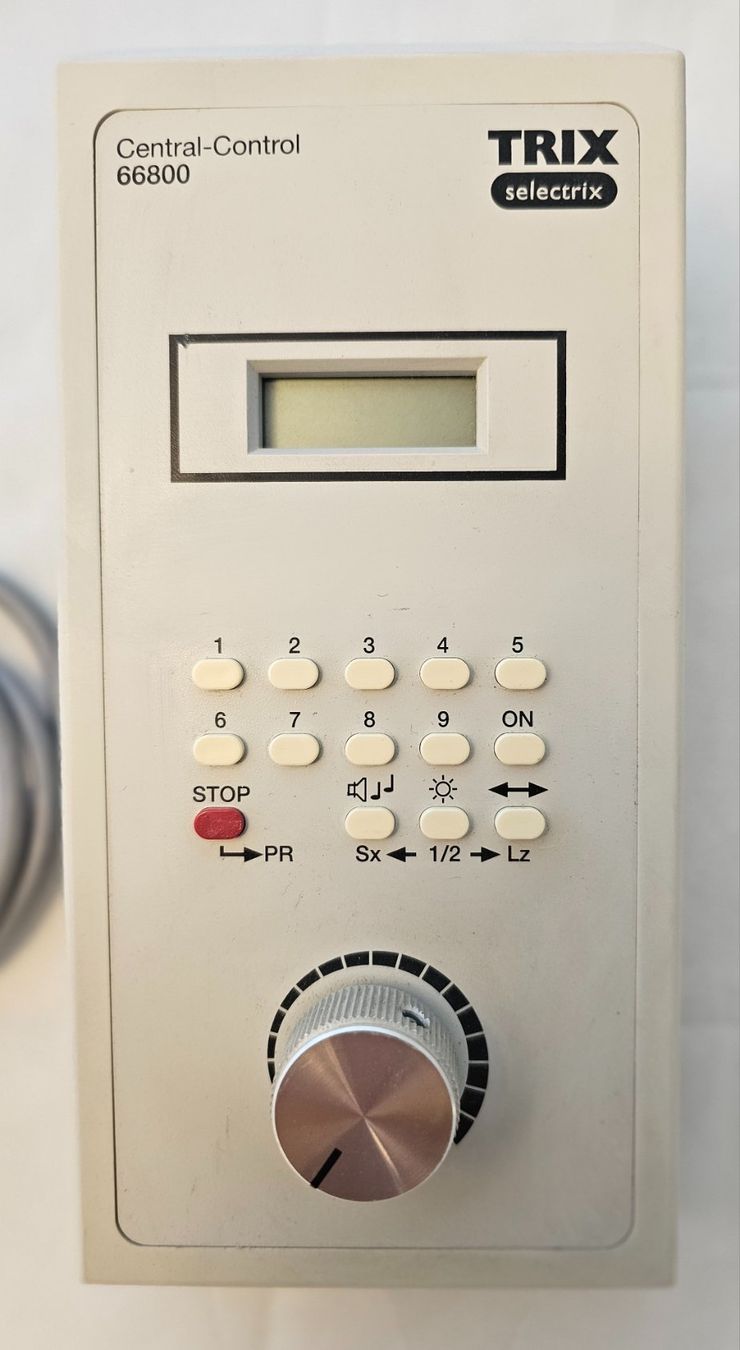 Trix Modellini di ferrovie: TRIX selectrix Central-Control 66800 – Usato da Esslingen venduto da Hombi3 3