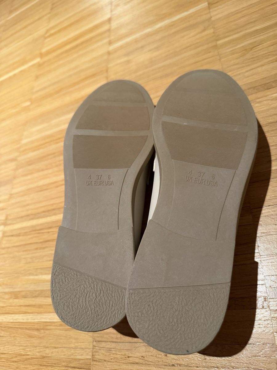 Primark Scarpe da donna: Cream Loafers with Tassels - EU Size 37 – Nuovo (secondo la descrizione) da Brugg AG venduto da Winter789 2