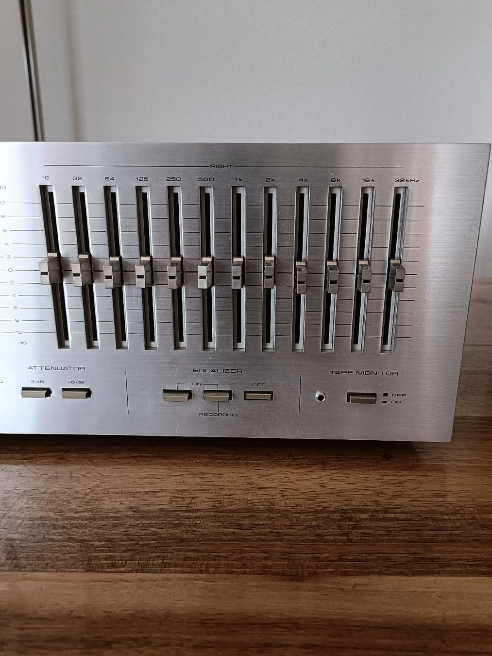 Pioneer Equalizzatori: pionnier equalizer SG 9800 – Usato da Plan-les-Ouates venduto da Bruni010 3