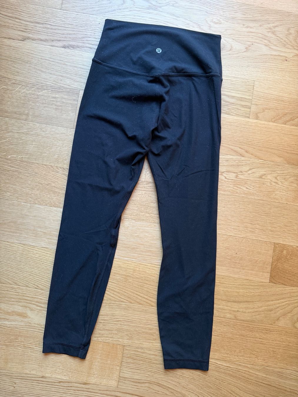Lululemon Leggings: Lululemon Leggins in Grösse 6 – Usato da Wetzikon ZH venduto da jas_66r8 1