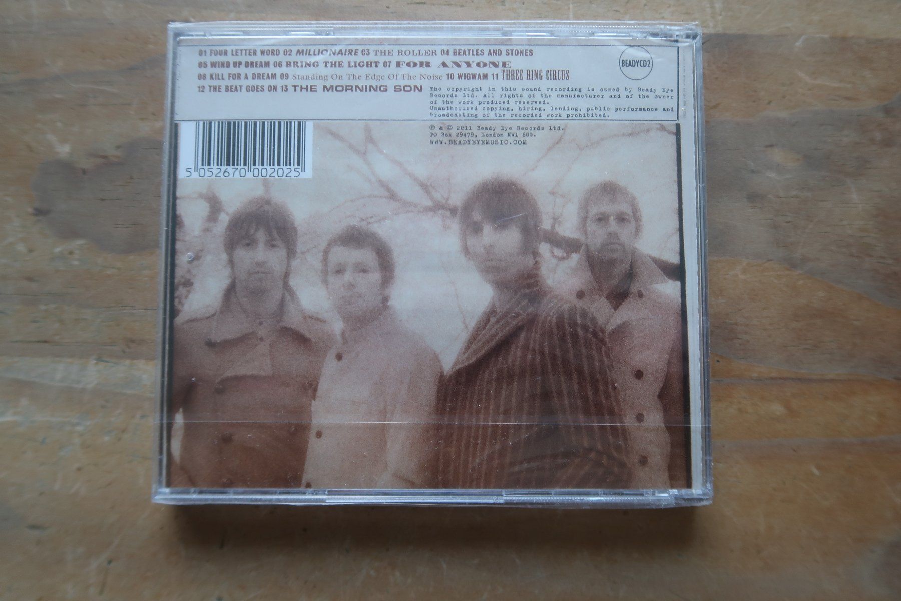 CD: BEADY EYE - DIFFERENT GEAR, STILL SPEEDING - OASIS - NEUE CD – Nuovo e nell'imballaggio originale da Basel venduto da Patiscat 1