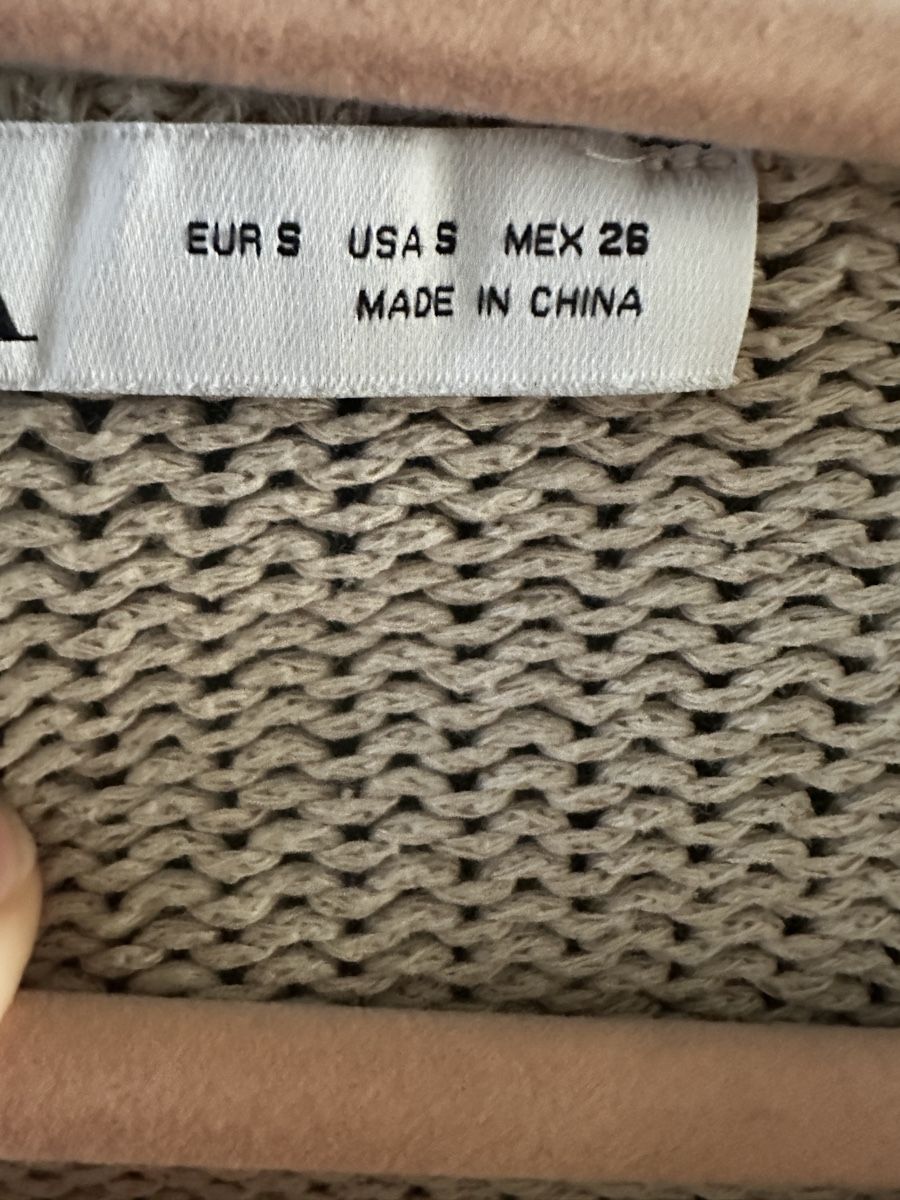 Zara Maglioni & Felpe: Cardigan Zara grösse S – Usato da Bern venduto da Tana31 1