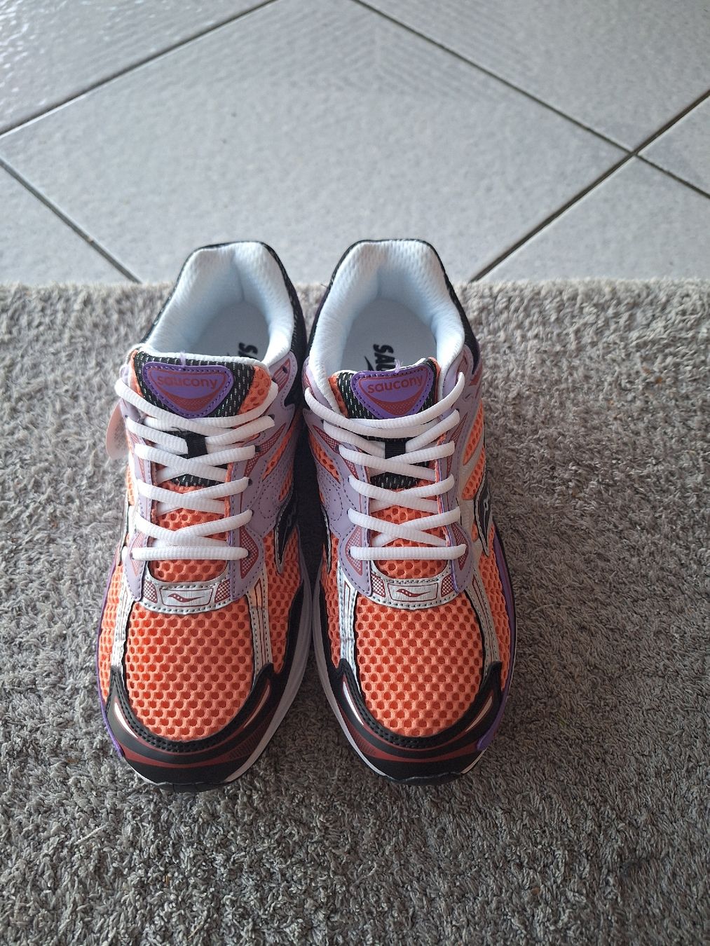 Saucony Scarpe da uomo: saucony omni 9 – Nuovo e nell'imballaggio originale da Corcelles NE venduto da joh_9vj9 4