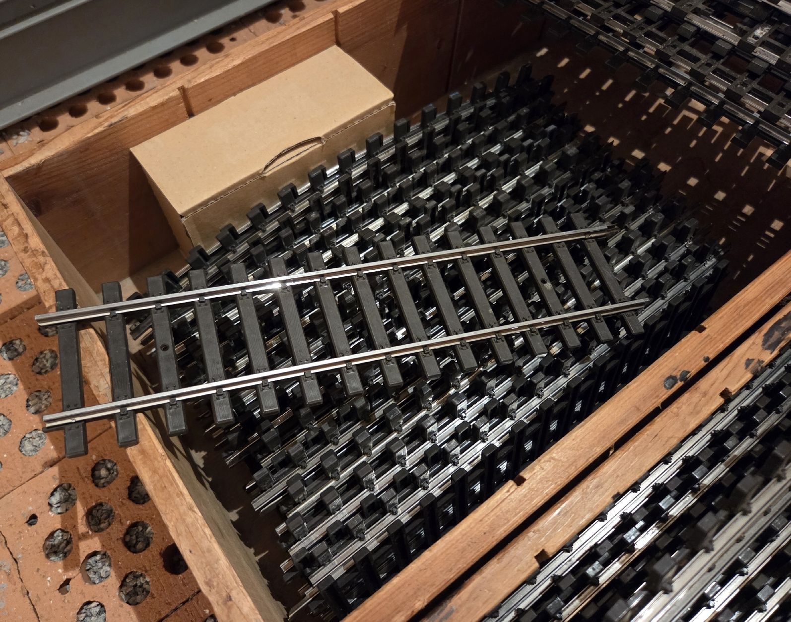 Märklin Modellini di ferrovie: Modeleisenbahn "Spur 1" Schienen – Usato da Klingnau venduto da Groofty69 3