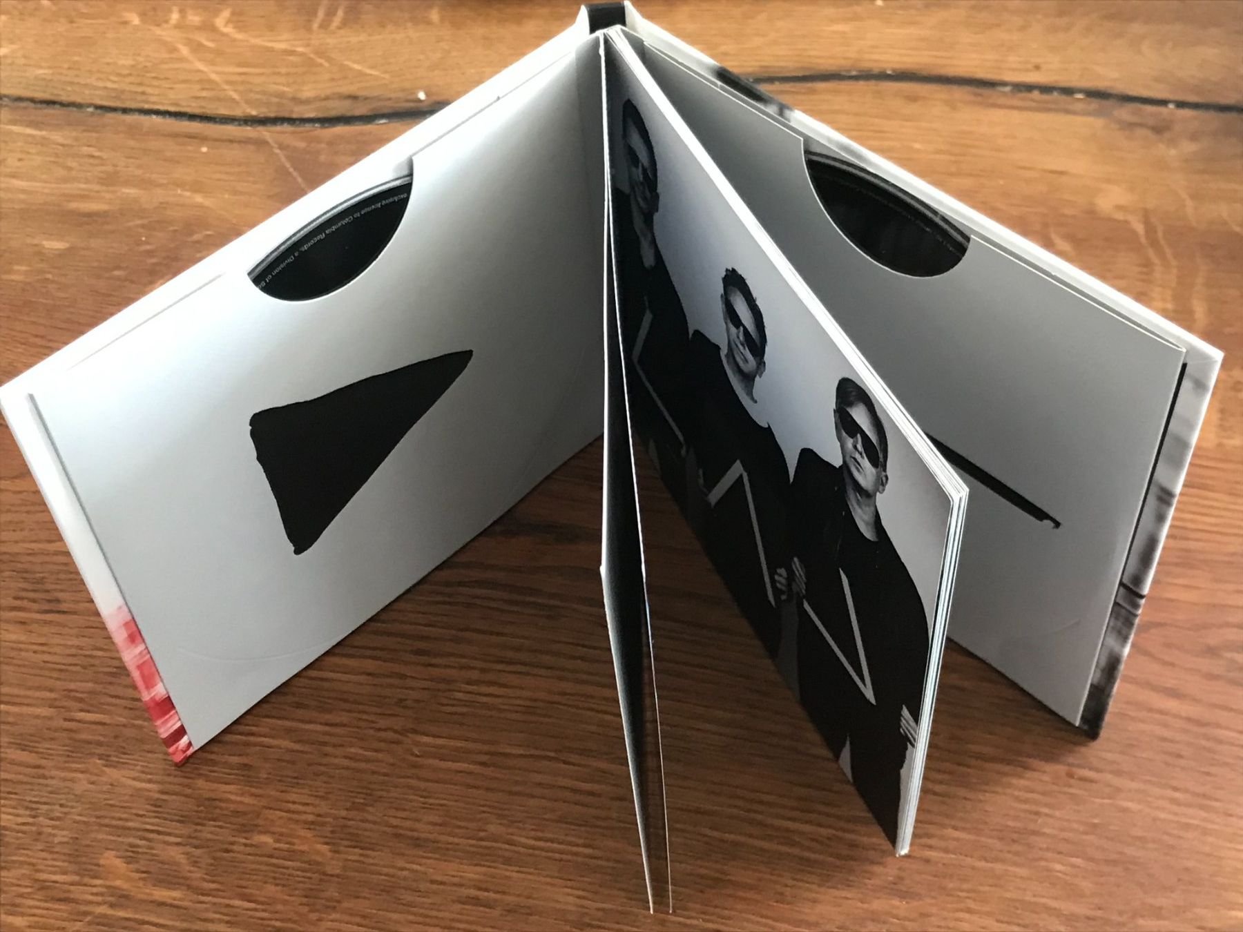 CD: DEPECHE MODE - Delta Machine - 2CD Deluxe Edition – Usato da Buchs AG venduto da Archie 1