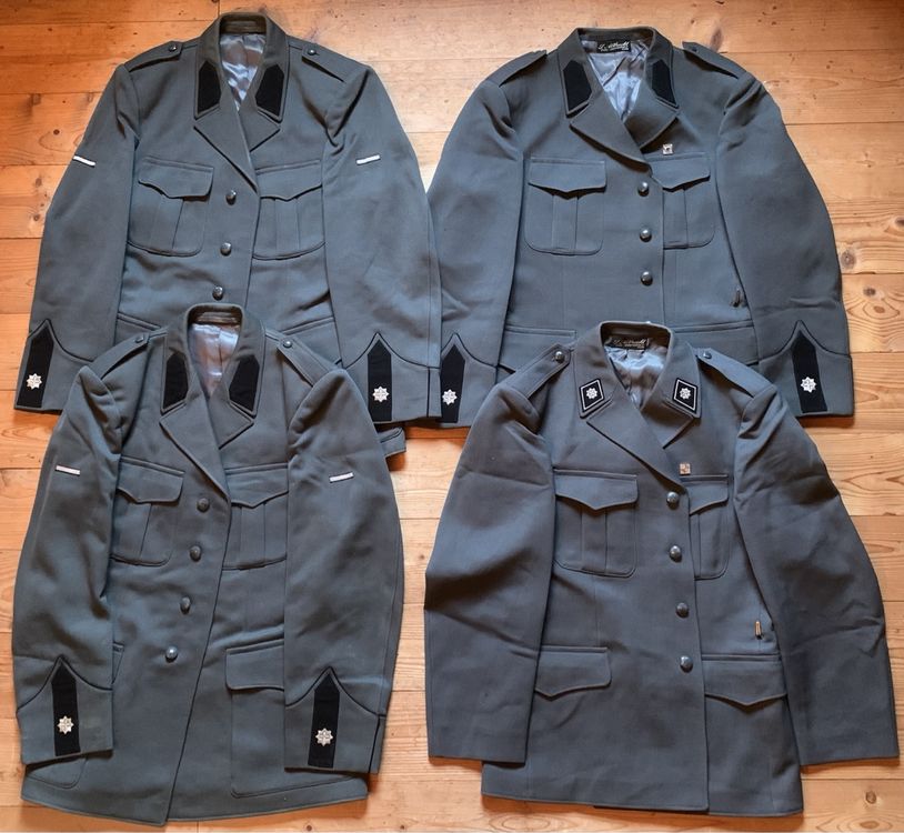 4 Uniformjacken vom Grenzwachtkorps 1