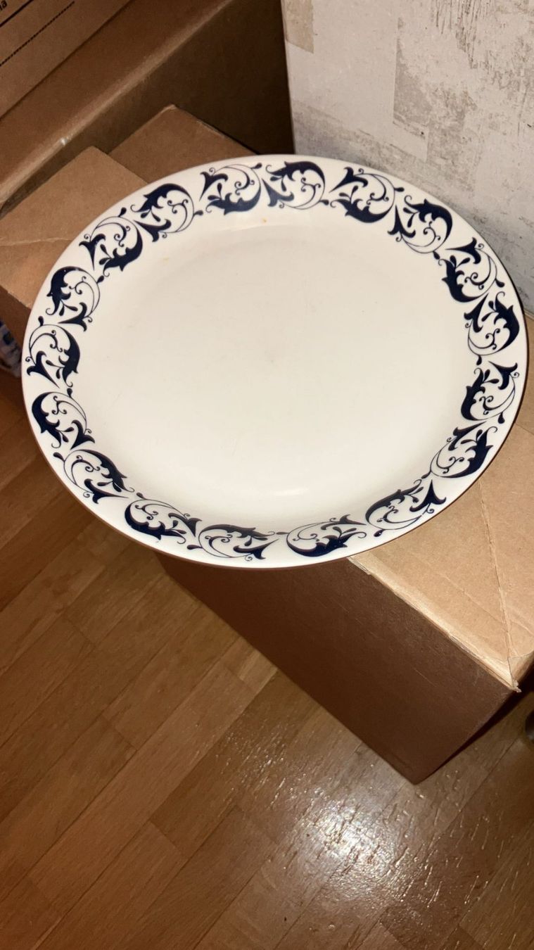 Geschirrsets: Diversi pezzi di un servizio CF Porcelain – Gebraucht aus Melano von H-Sara 1