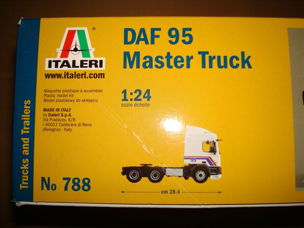 Italeri - Maquette Camion DAF 95 Master Truck - Échelle 1/24 - Neuf Sous Blister