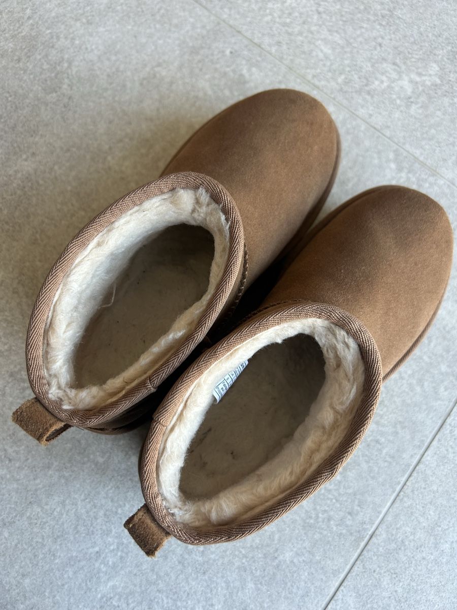 Ugg Scarpe da donna: UGG Classic Ultra Mini Platform Gr.38 - Top Zustand! – Usato da Läufelfingen venduto da Kitty_St 4