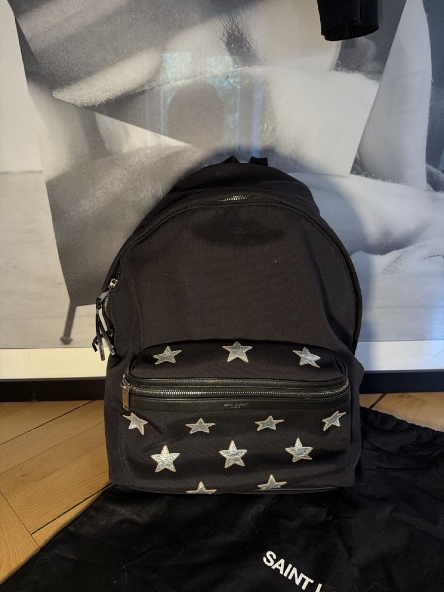 Saint Laurent Sacs à dos: Saint Laurent Backpack – D'occasion à Zürich par by.mr.evans