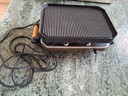Raclette-Ofen mit Grillplatte und Zubehör
