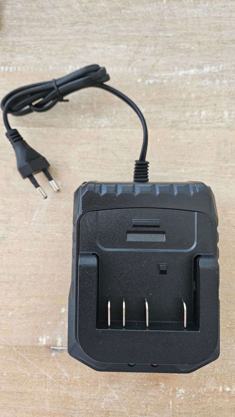 Caricatori & Batterie: Ladegerät Bosch 18V Lithium-Ionen Akku – Nuovo e nell'imballaggio originale da Gossau ZH venduto da Goes05 3