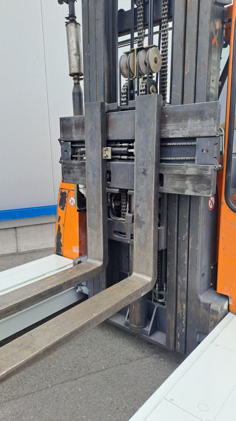 Gabelstapler & Hubwagen: HUBTEX Vierweg-Seitenstapler – Gebraucht aus Flums von BartholetFlumsAG 5