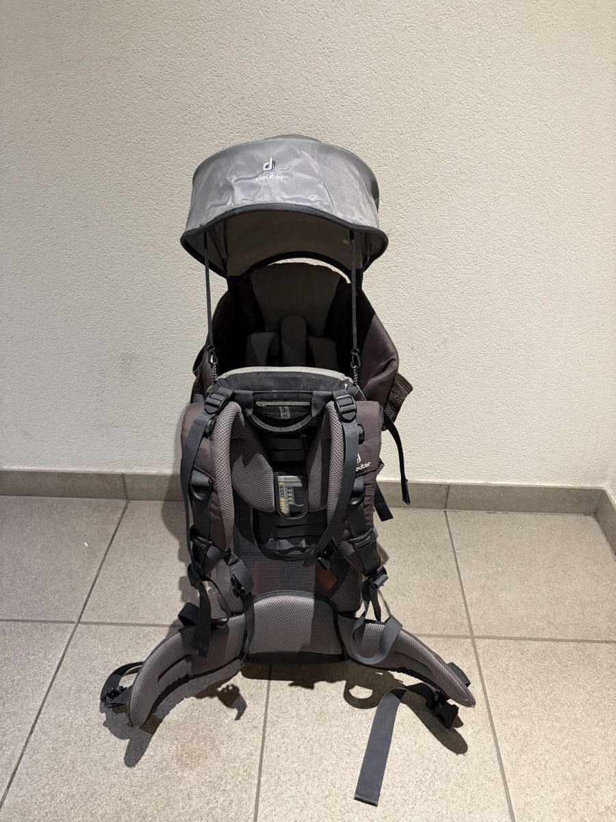 Deuter Marsupi portabebè: Sac randonnée porte bébé – Usato da Sion venduto da bam_gn2m 1