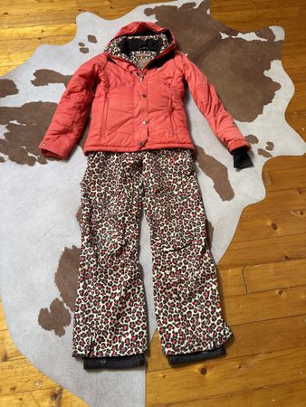Wunderschöne Alprausch Snowwear in der Grösse XS