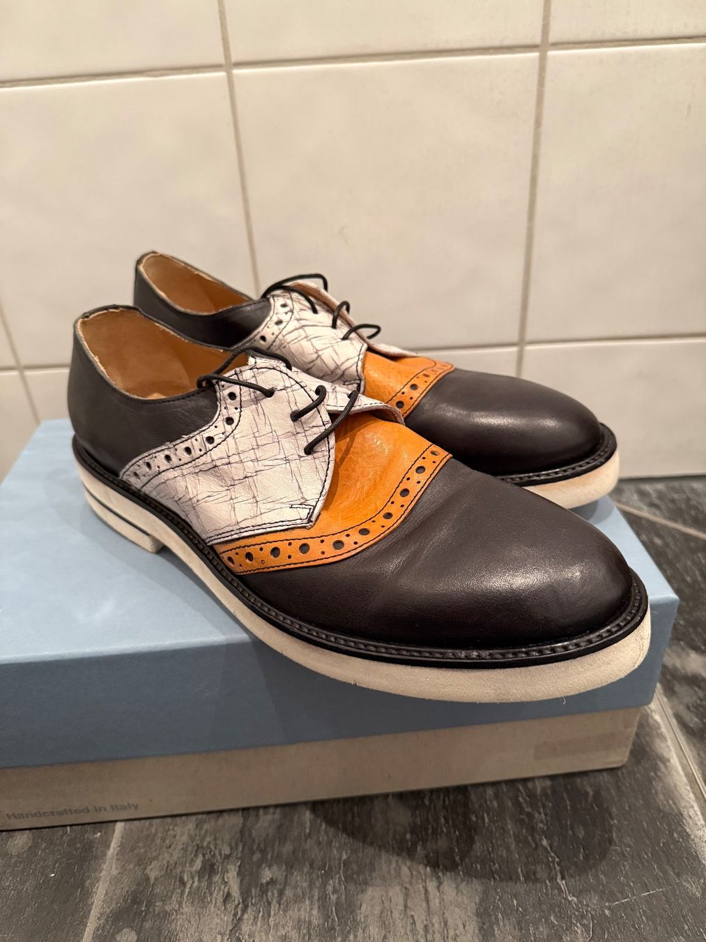 Moma Scarpe da uomo: Moma Schuhe Farbig Gr. 42 – Usato da Chur venduto da spicebone 1