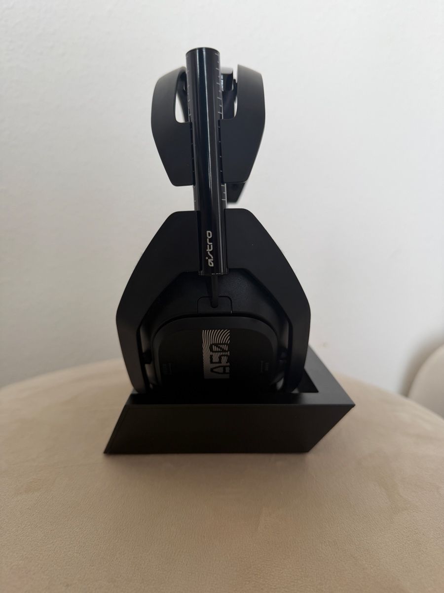 Astro Gaming Cuffie: ASTRO A50 Wireless Gen 4 + Base Station | PS5 / PS4 / PC – Usato da Liestal venduto da arl_6tv7 3