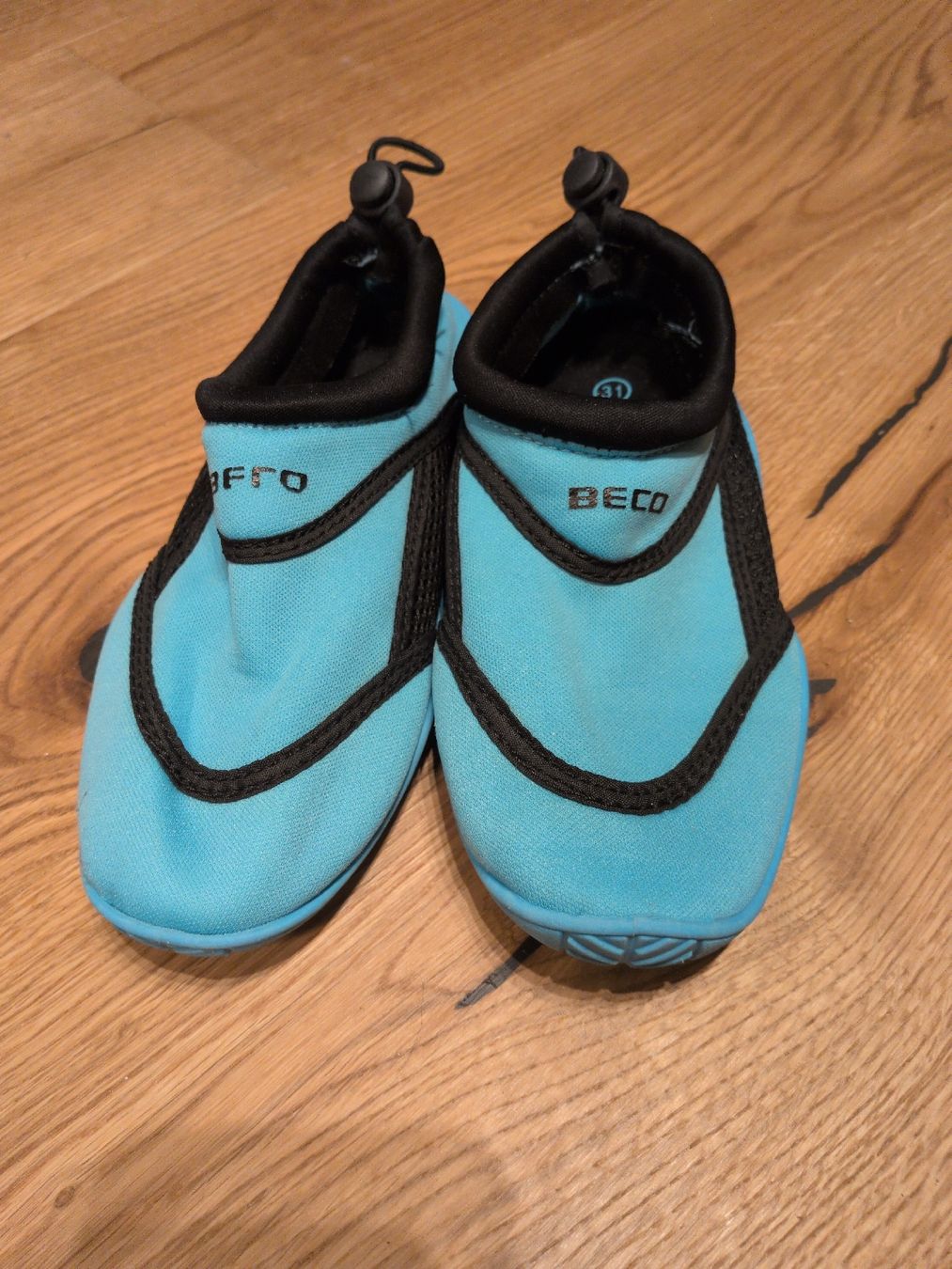 Beco Scarpe per ragazzi: Badeschuhe Beco blau Grösse 31 – Usato da Wildegg venduto da Sansibar6