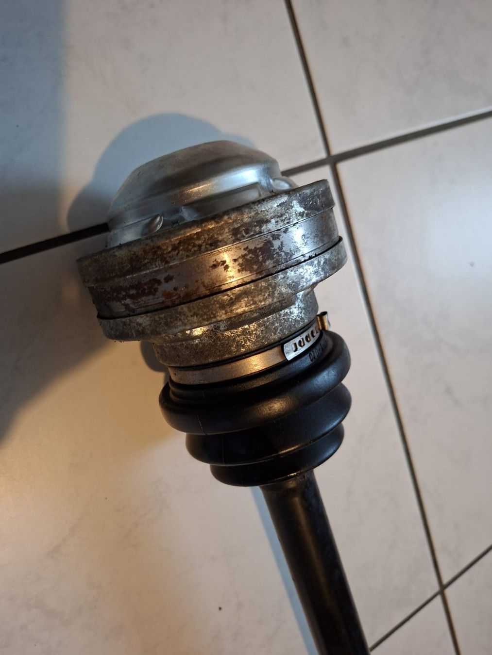 Accessori per altri veicoli: Antriebswelle Golf 6 gti – Usato da Lyss venduto da van_td8t 2