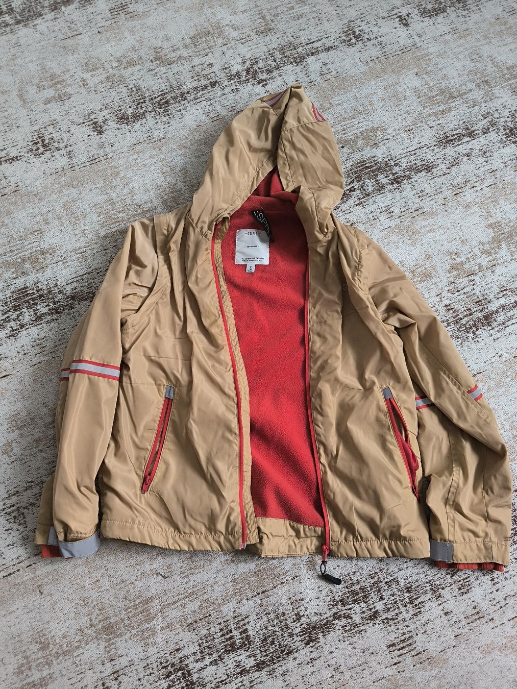 Esprit Giacche: Esprit Jacke, Grösse152, beige/rot, Herbst  – Usato da Rüthi (Rheintal) venduto da Boschacat