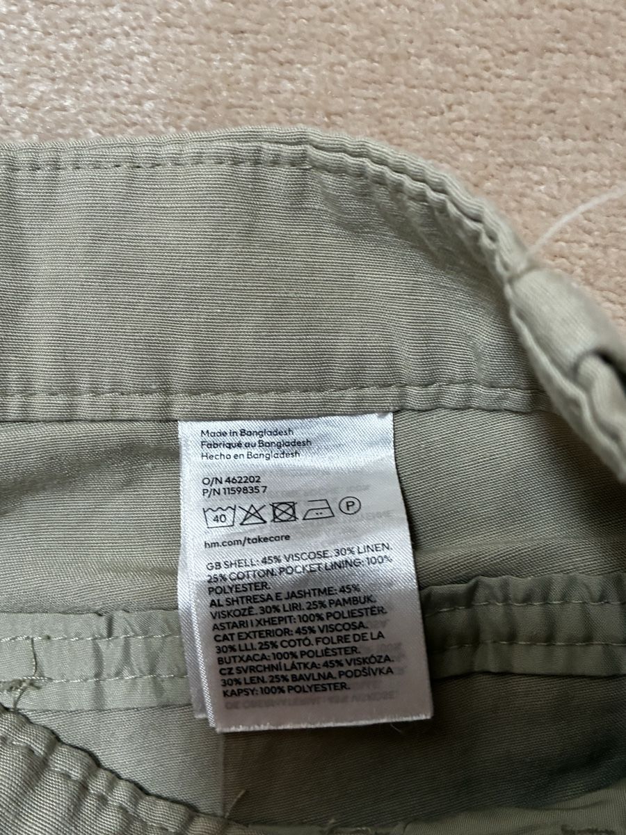 H&M Pantaloni: H&M Cargohose  – Usato da Schaan venduto da RicX-10 2