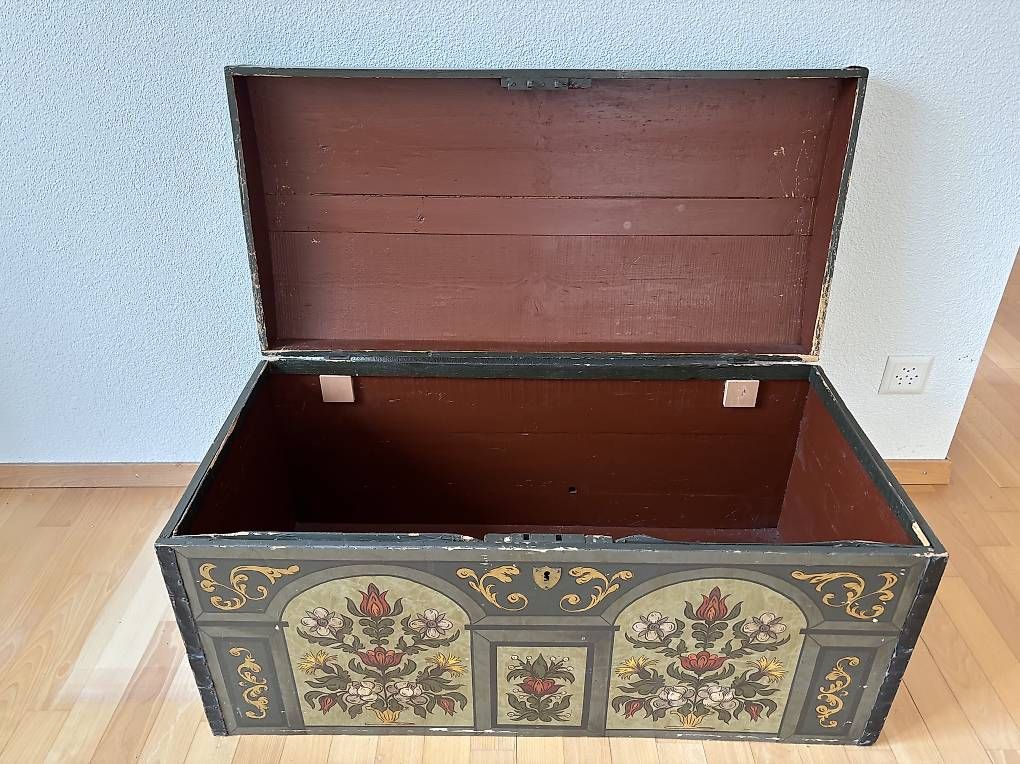 Cassapanche: Bemalte Holztruhe – Usato da Thun venduto da eli_2wd9 1