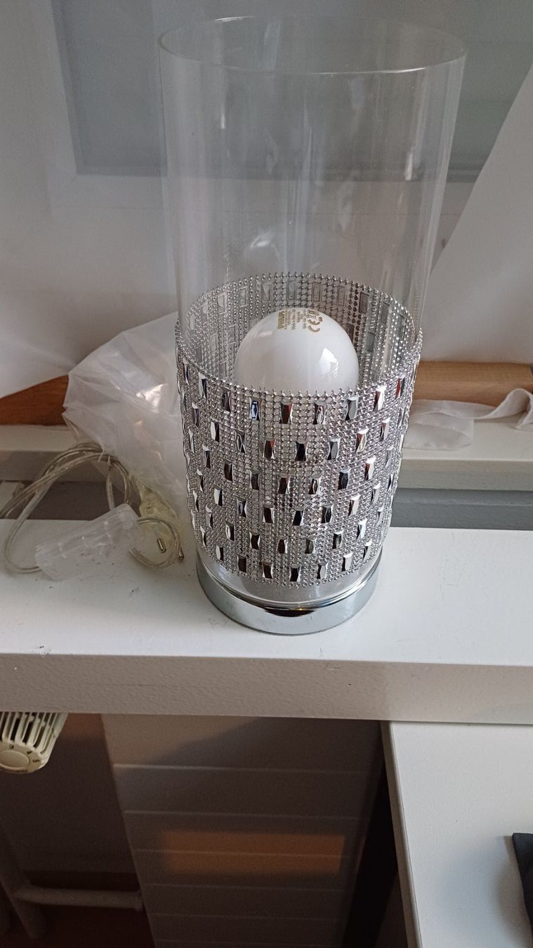 Lampade: Tischlampe (neuwertig) – Nuovo (secondo la descrizione) da Zollikerberg venduto da Kaugo