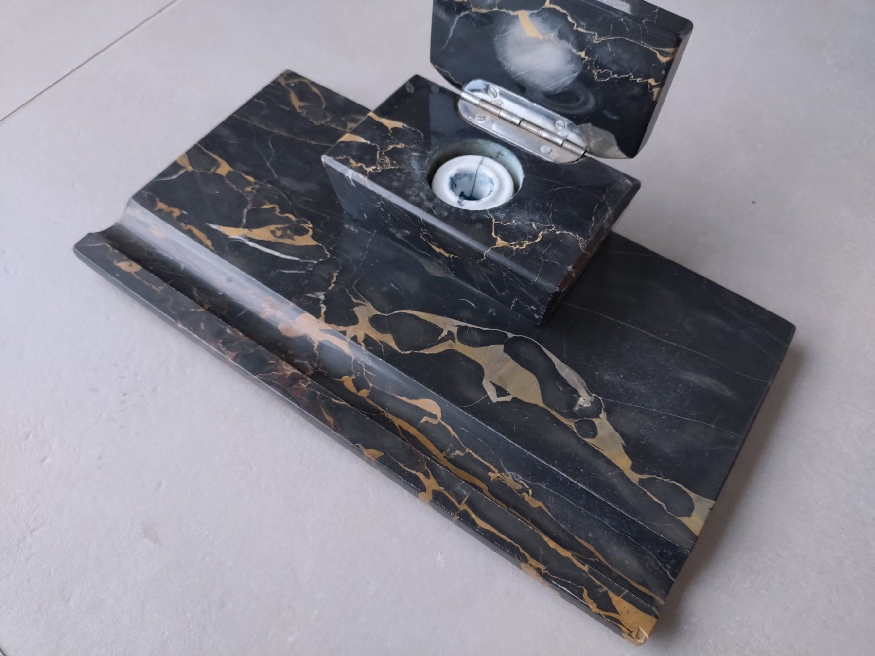 Altro in Antiquarato & Arte: Marmor Tintenfass Schreibtisch Ablage – Usato da Kilchberg ZH venduto da Sho5000 1