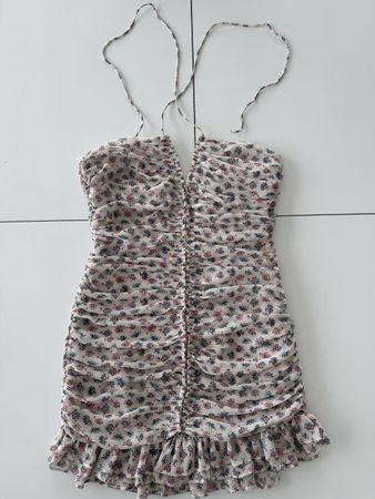 Zara Kleid, Grösse S, Blumenmuster, Sommerlich leicht.