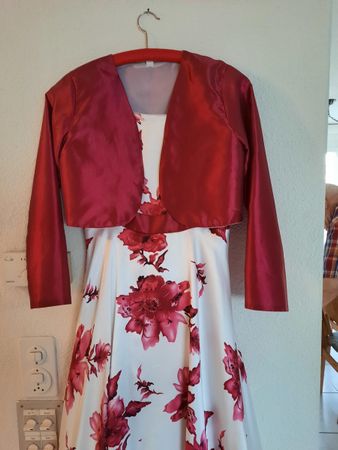 Mädchenkleid für Hochzeit Grösse 140