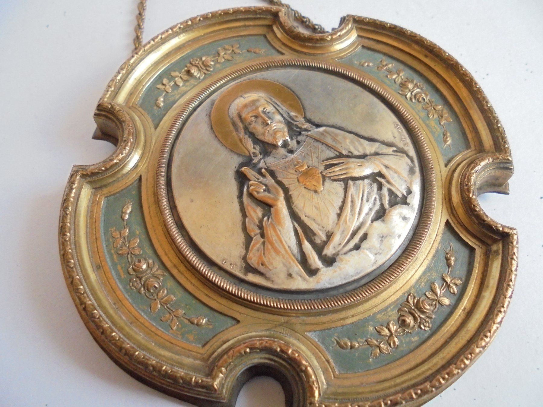 Medaillen: Antikes , grosses Medaillon mit Kette – Gebraucht aus Camorino von Hunpete 1
