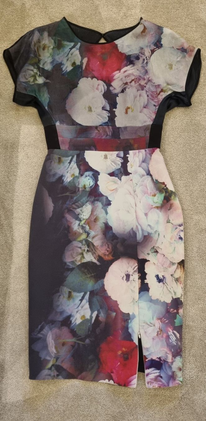 Vestiti: Ginger Smart Designer Seiden Abendkleid mit Blumen schwartz – Usato da Weiach venduto da lor_f6sn