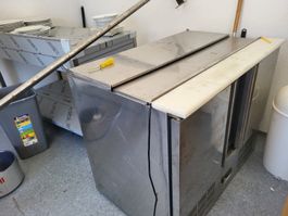 Aus Beckereiauflösung Diverses zu verkaufen