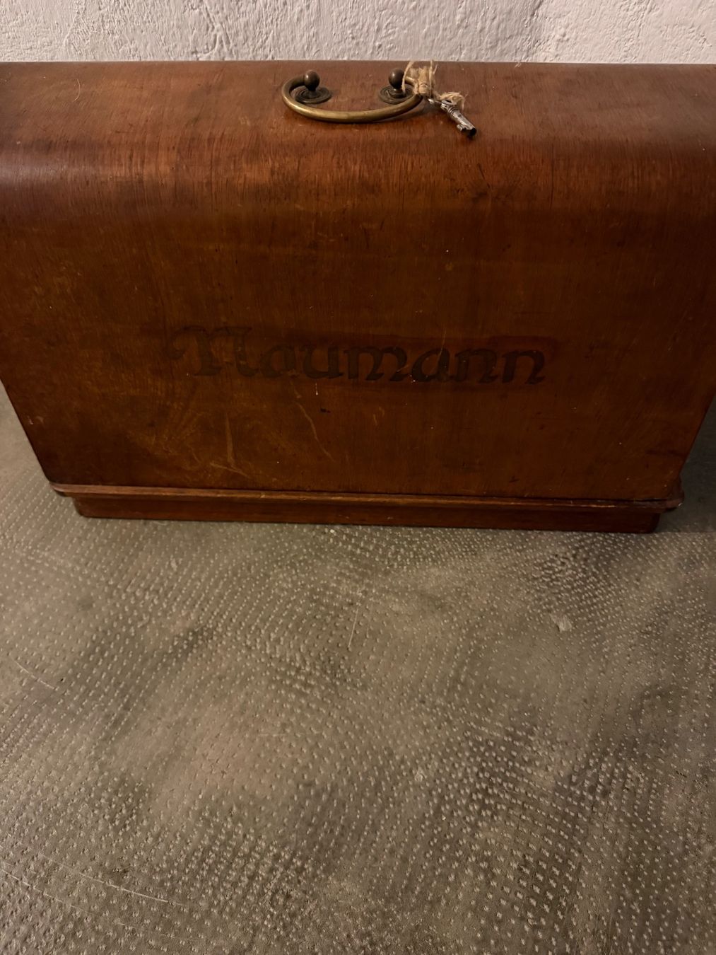Machines à coudre: Machine à coudre Naumann ancienne avec accessoires – D'occasion à Lausanne par noh_gt5x 3