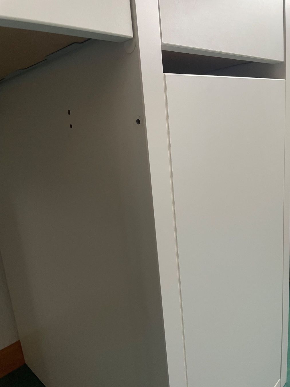Ikea Scrivanie: Ikea Schreibtisch – Usato da Heimberg venduto da anj_sd9b 6