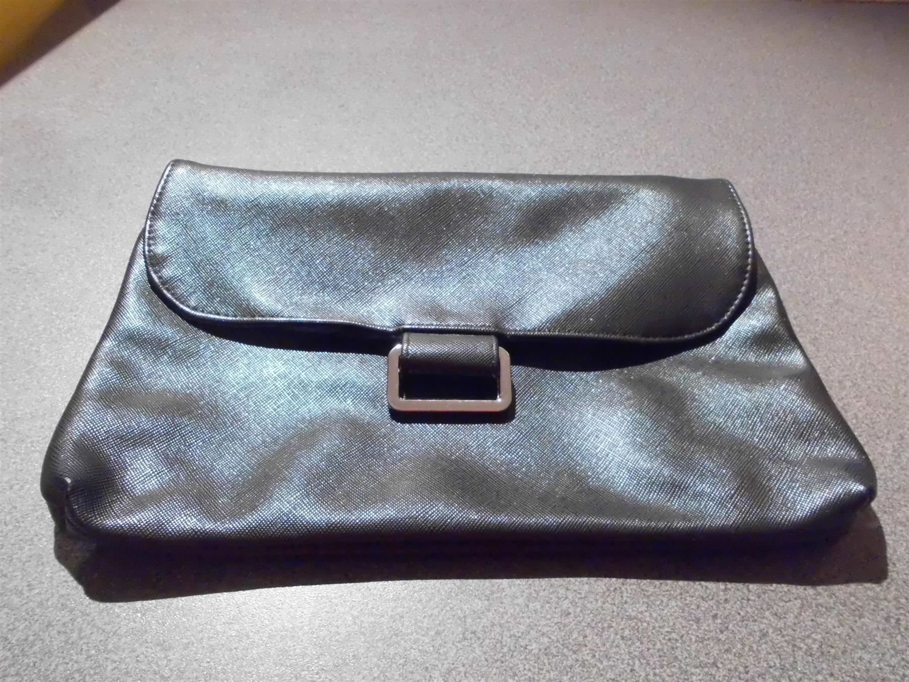 Sacs femmes: Tasche klein, schwarz – D'occasion à Zürich par abraxas1291