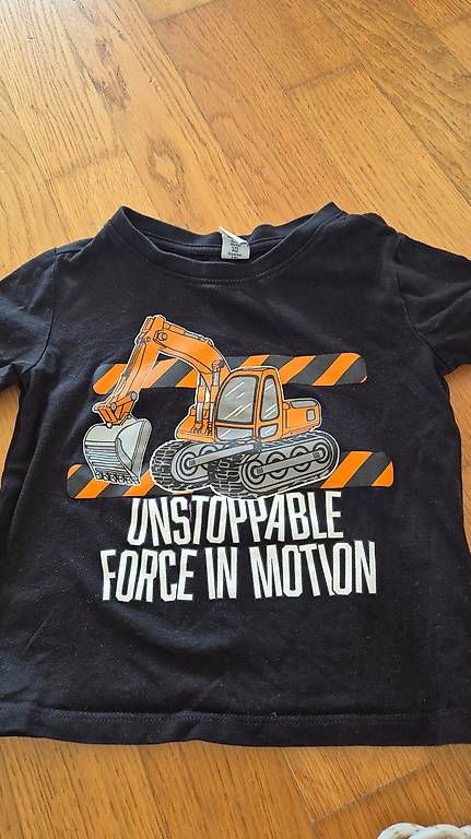 Camicie, T-shirt & Polo: Shirt Gr.98 – Usato da Unterentfelden venduto da jkl_59w2