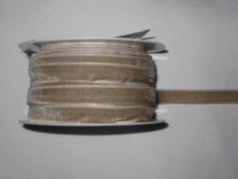 Samtbändeli taupe 10mm breit