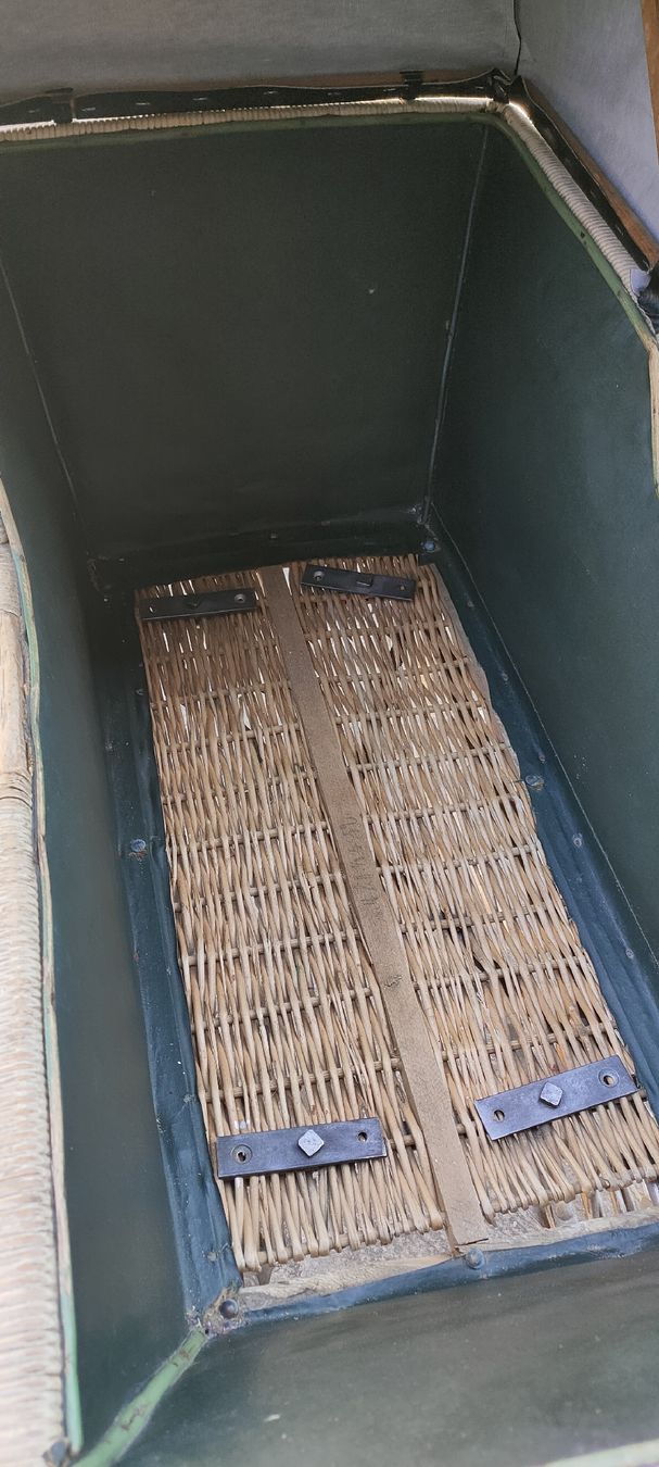 Carrozzine: Alter Kinderwagen – Usato da Krauchthal venduto da Sesoruk 4
