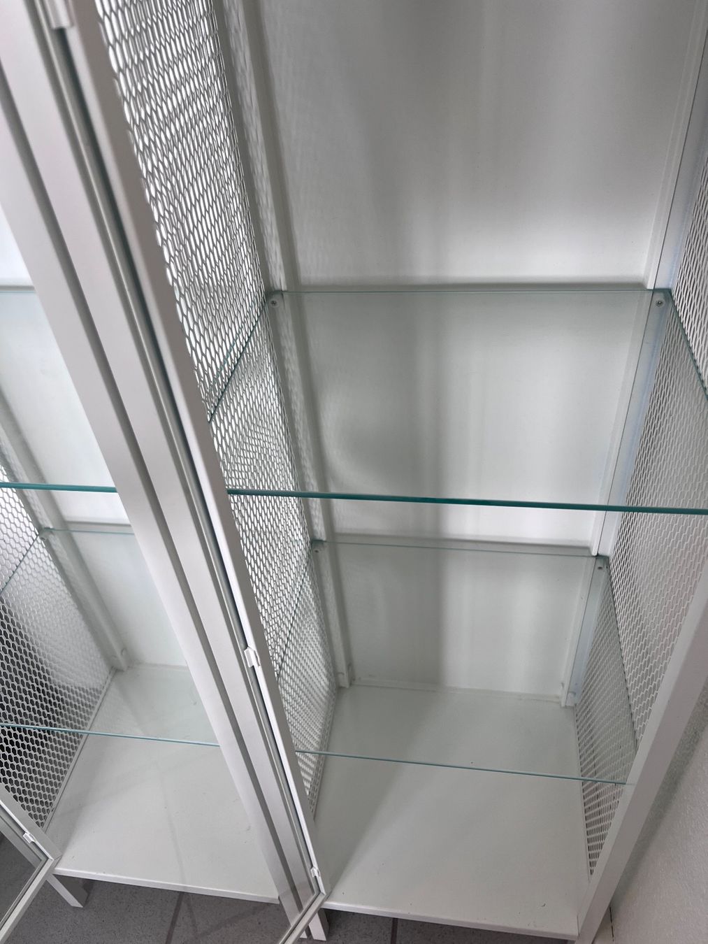 Vitrinen: Vitrine – Neu (gemäss Beschreibung) aus Solothurn von sl_27 3