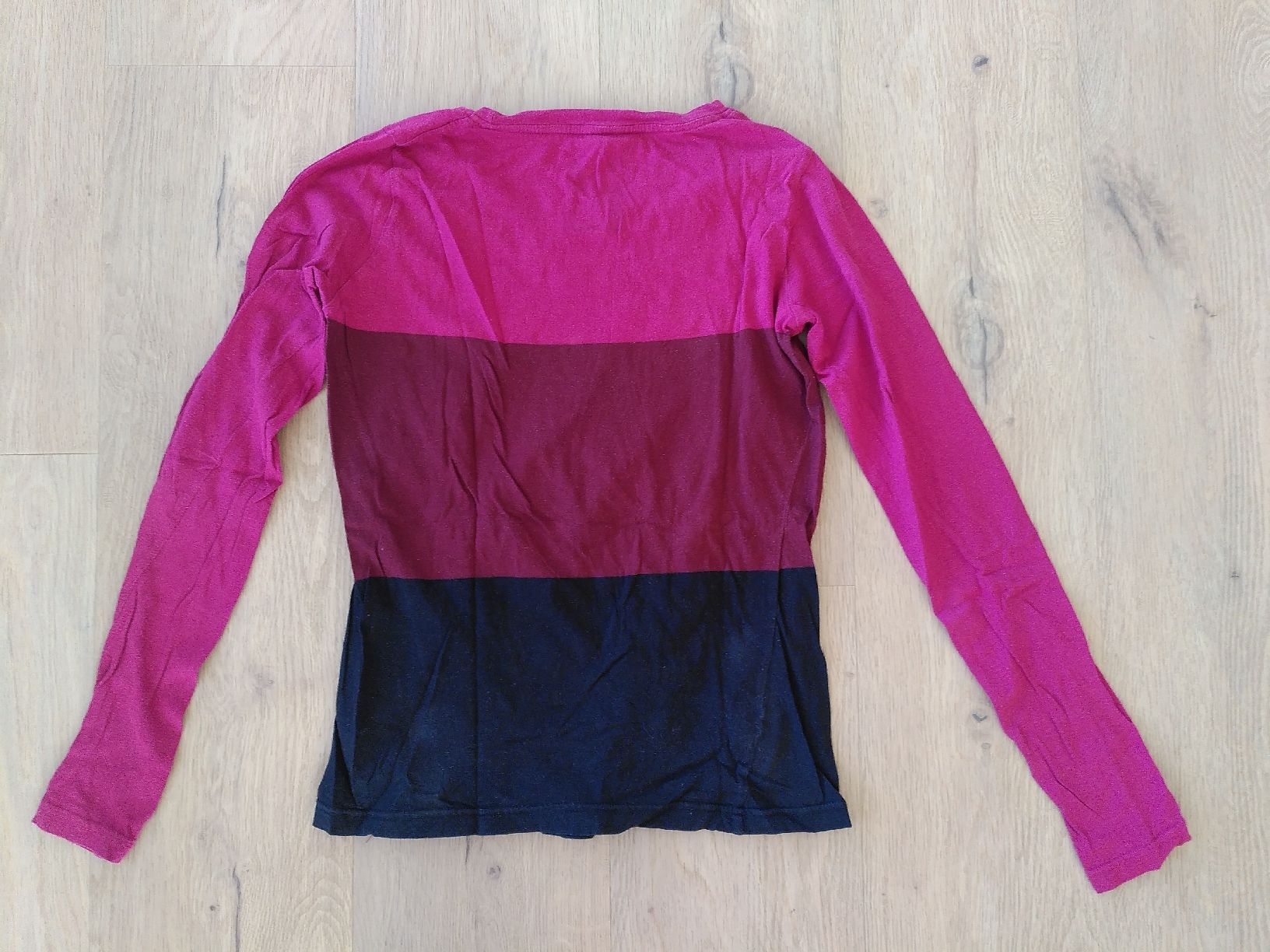 T-Shirts: Colour-blocking Langarmshirt - Gösse S – Gebraucht aus Penthaz von ann_l7zt 3