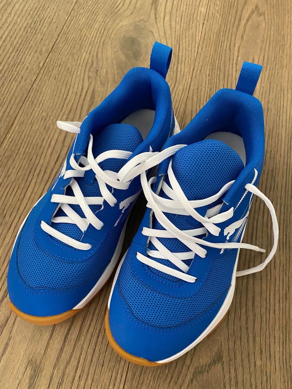 Puma Scarpe per ragazzi: Puma Hallenschuhe Gr. 34 – Nuovo (secondo la descrizione) da Dorf venduto da Jolita_D