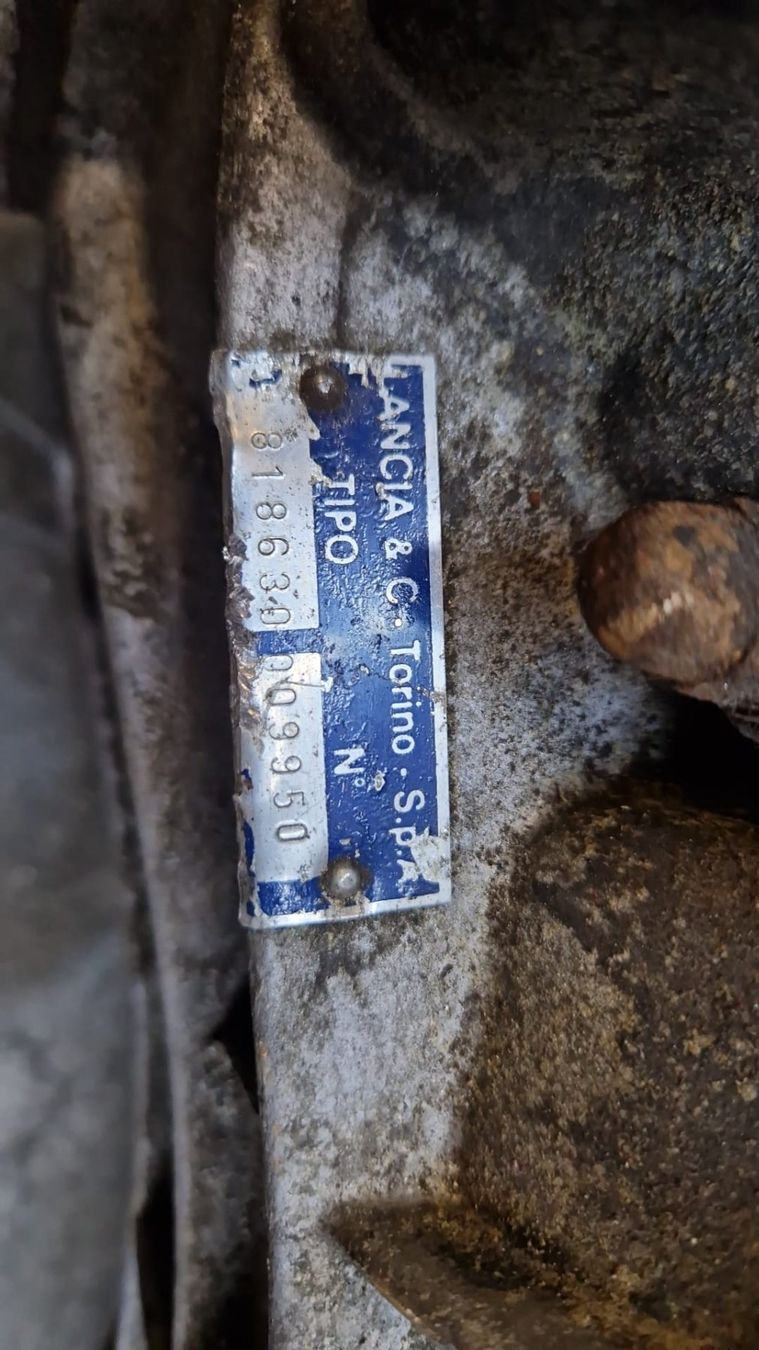 Lancia Tutti pezzi di ricambio auto: Getriebe 5 Gang Lancia Fulvia – Usato da Schlieren venduto da AMCJAV 3