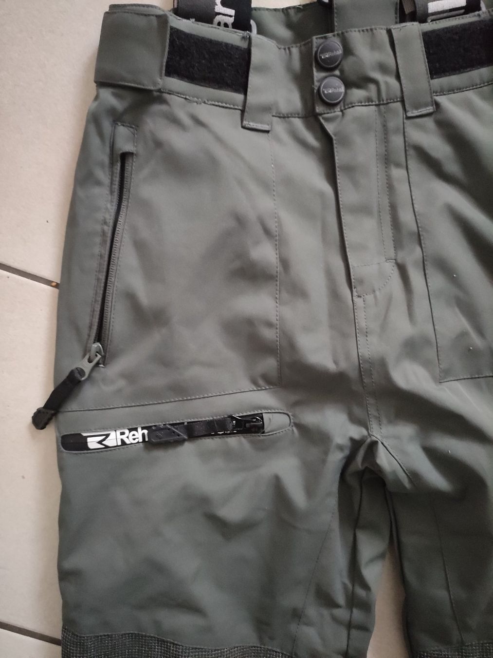 Pantaloni: Neu Skihose Rehall gr 140 – Nuovo e nell'imballaggio originale da Dagmersellen venduto da L.Ga.