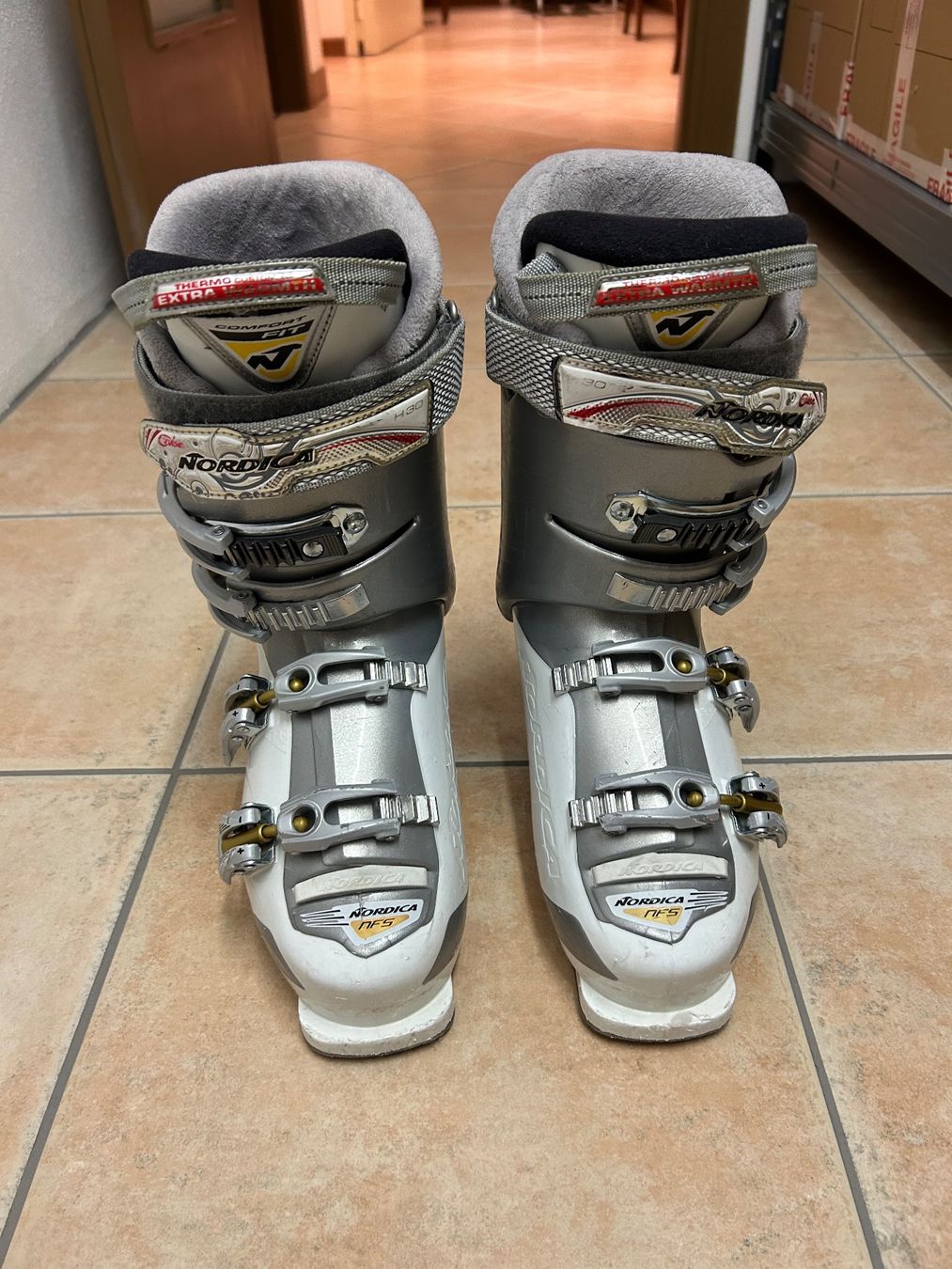 Nordica Scarpe da donna: Nordica 65W – Usato da Zürich venduto da ariannapics