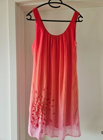 Kurzes, luftiges Sommerkleid von Desigual, Grösse 36