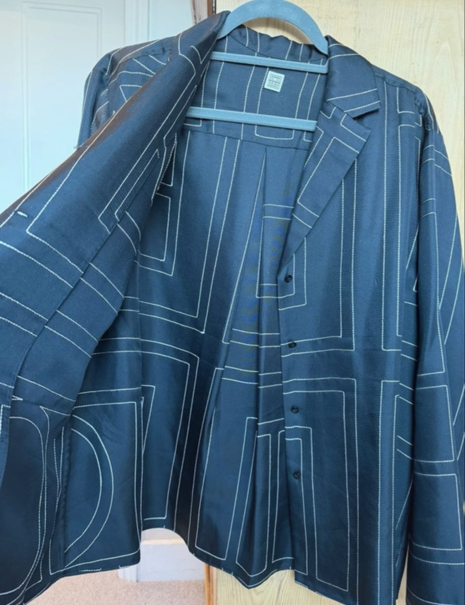 Lotti di vestiti: Toteme set  – Nuovo (secondo la descrizione) da Zürich venduto da lea_k85g 4