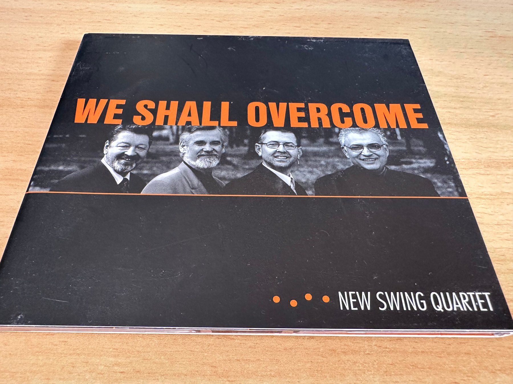 CD: New Swing Quartet – We Shall Overcome – Usato da Rikon im Tösstal venduto da Alpenmutz